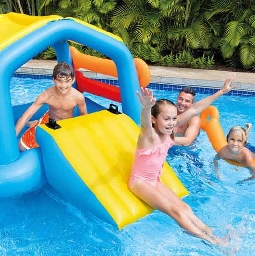 juego hinchable para piscina